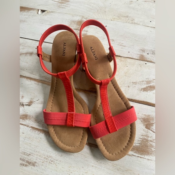 ALFANI coral cork wedge sandals size 9 faux leather summer dressy casual EUC - Picture 12 of 12